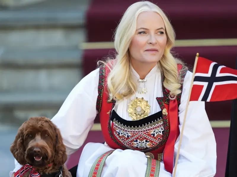 Norveç Prensesi Mette-Marit, Epstein ile İlgili Açıklamalarda Bulundu