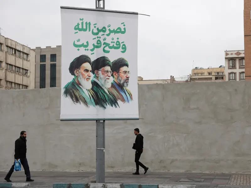 İran Savaşı 12. Günde: Hürmüz Boğazı'nda Sıcak Gelişmeler