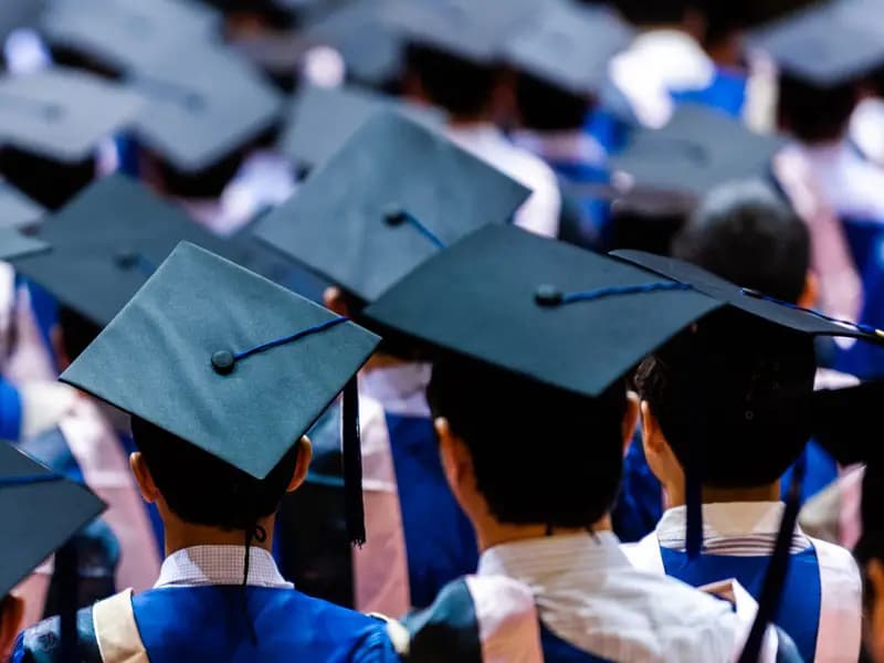 Çin'deki Üniversite, Öğrencileri Aşkı Bulmaya Çağırıyor