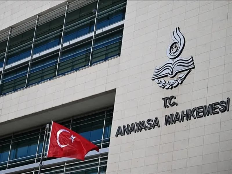 Adalet Partisi Amblemi Anayasa Mahkemesi'nden İptal Edildi