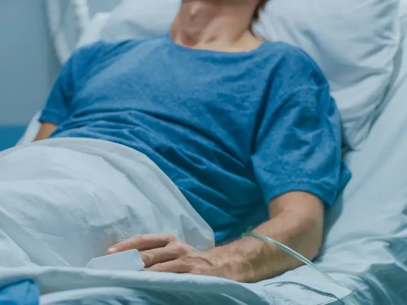 Gençlerde Bağırsak Kanseri Artıyor: Nedenler ve Çözümler