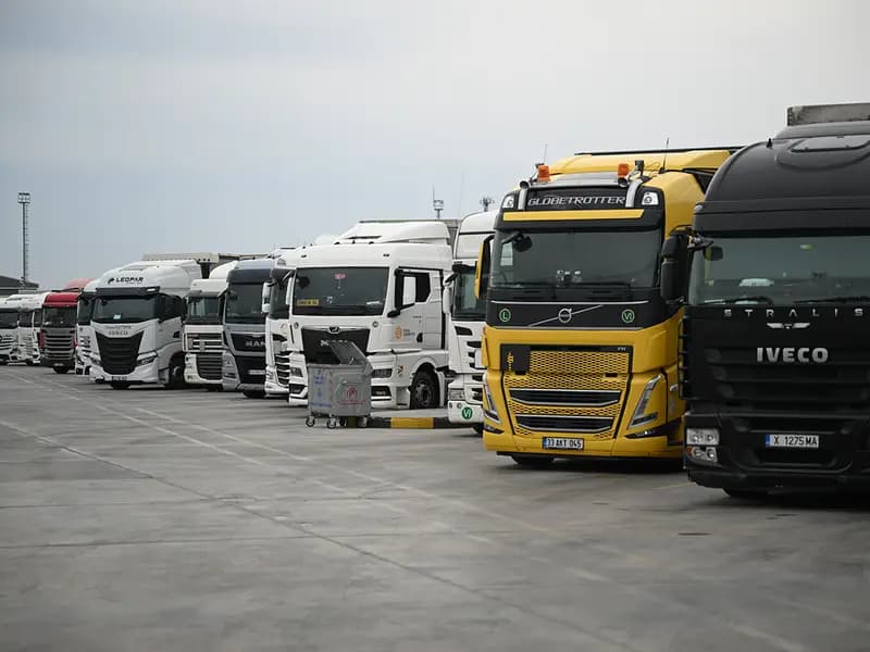 Kapıkule Sınırında TIR Şoförleri Bayramda Aile Hasreti Yaşıyor