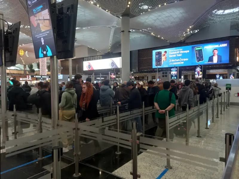 İstanbul Havalimanları'nda Bayram Döneminde Yoğunluk Artıyor