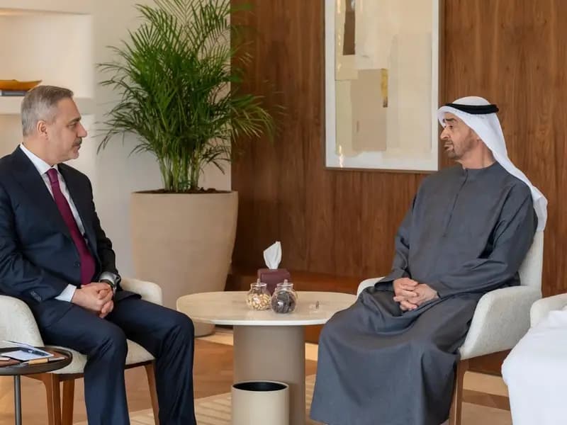 Dışişleri Bakanı Fidan, BAE Devlet Başkanı ile Önemli Temaslar Kurdu