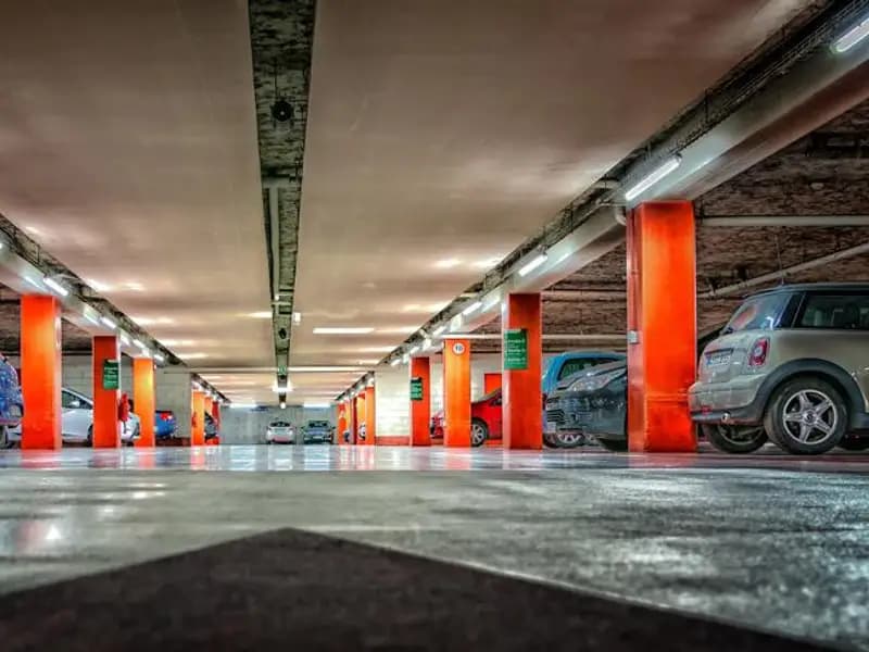 Üniversite Otoparkında Araç Hasarı: İdare Sorumlu Bulundu