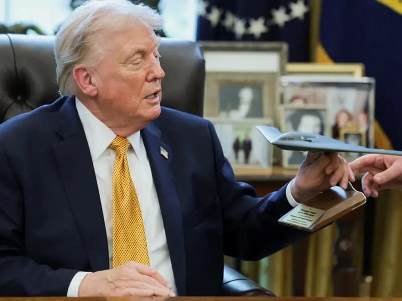 Trump'tan Küba'ya Şartlı Petrol Ambargosu Talebi