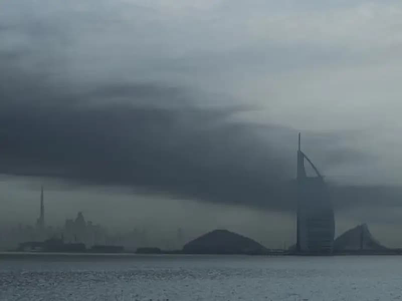 İran'dan Körfez Ülkelerine Büyük Füze ve İHA Saldırısı