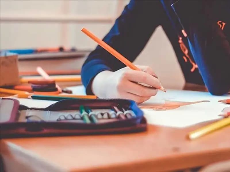 Uşak'ta Öğretmenlere Emoji Yüzünden Soruşturma Açıldı