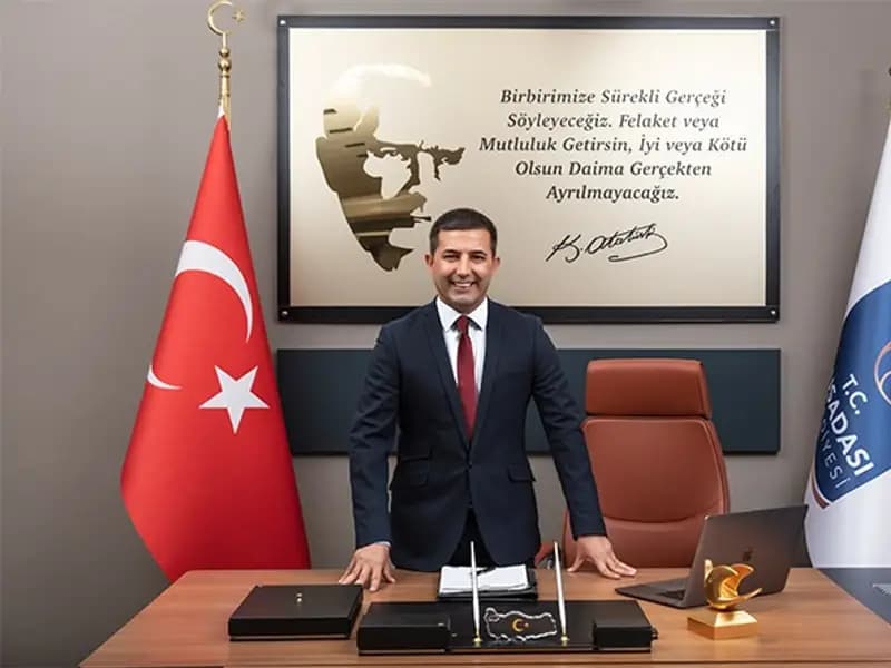 Kuşadası'nda Yolsuzluk Skandalı: Başkan Gözaltında