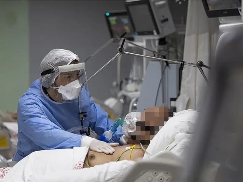 Türkiye'de Covid-19'un İlk Vakasının Altıncı Yılı Geride Kaldı