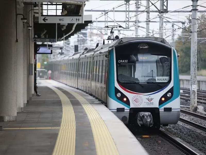 Ramazan Bayramı'nda Ücretsiz Toplu Taşıma ve Otoyollar